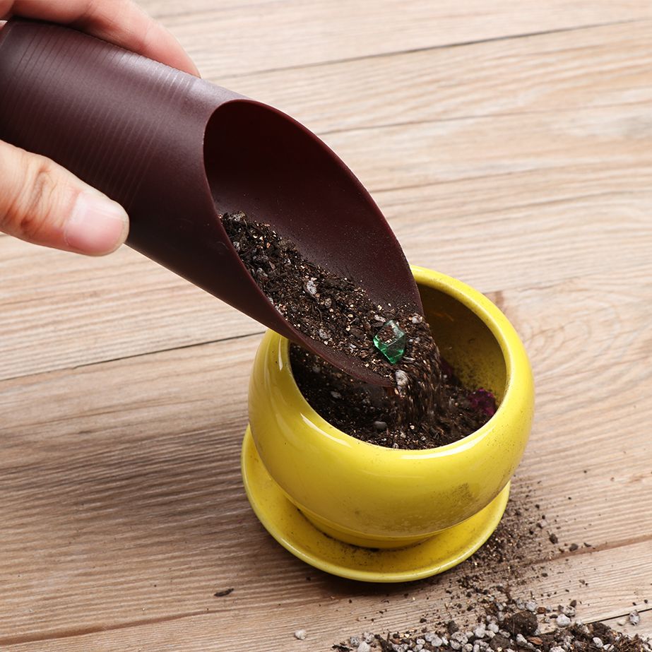 プラスチック製の庭の手入れ用の芝生の形をしたポーチ,植物が付 - Gardening Tools Hoe のレビューと価格